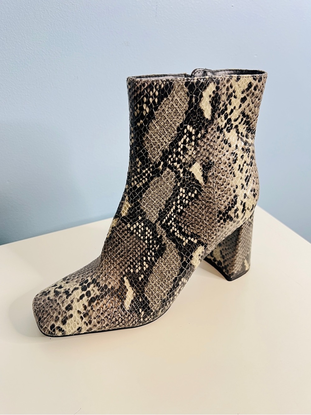 Charles David Snake Skin Print Block Heel Square Toe Boots Size 8.5